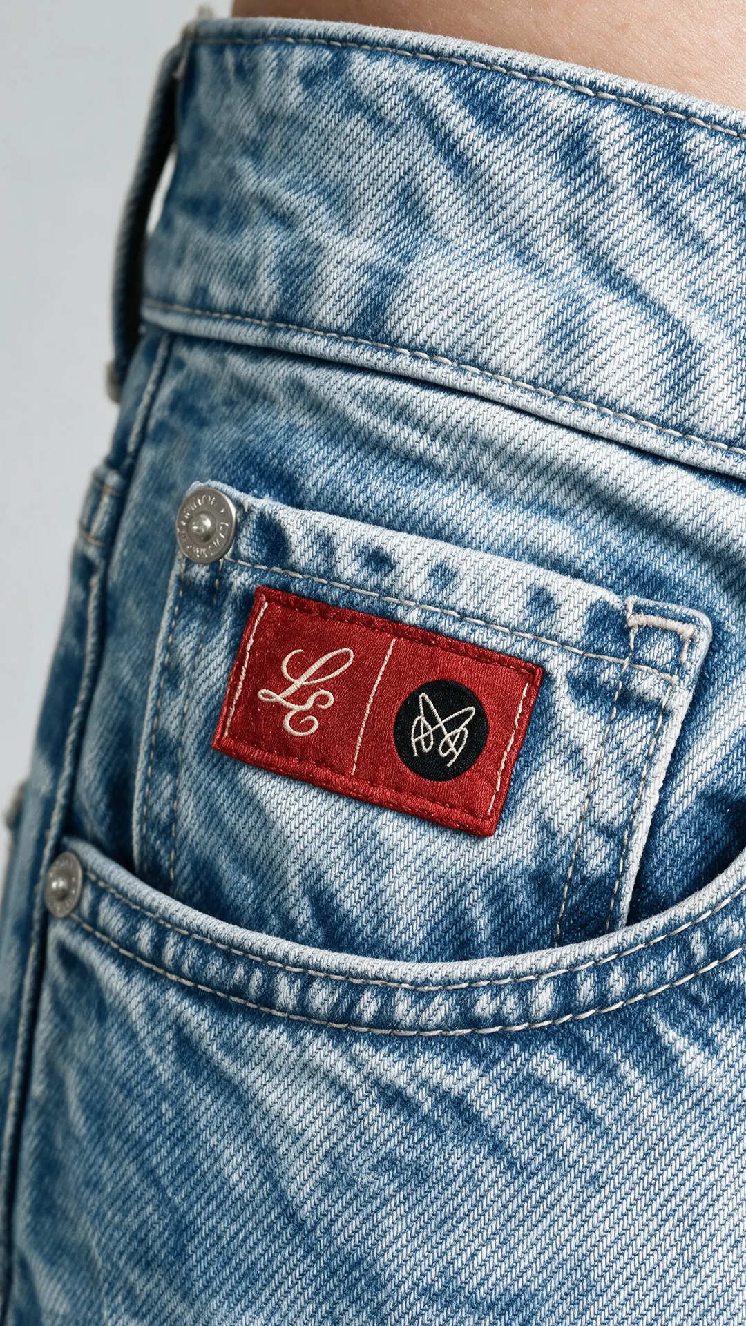 Lowera Roxy Baggy Jean yan cep etiket detayı